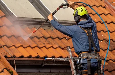 Démoussage et hydrofuge de toiture à Hinacourt